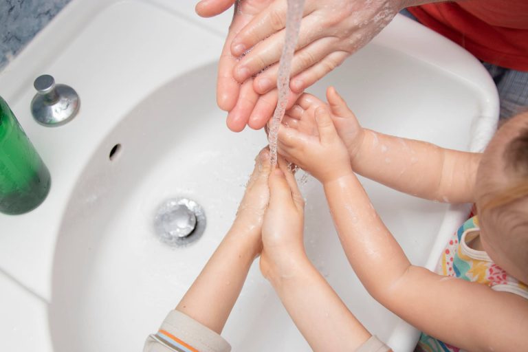 Owsiki – przyczyny, objawy, diagnostyka i skuteczne leczenie