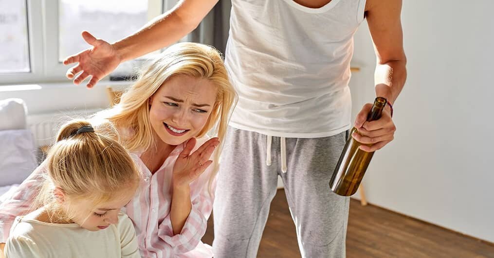 Jak alkoholik manipuluje żoną?